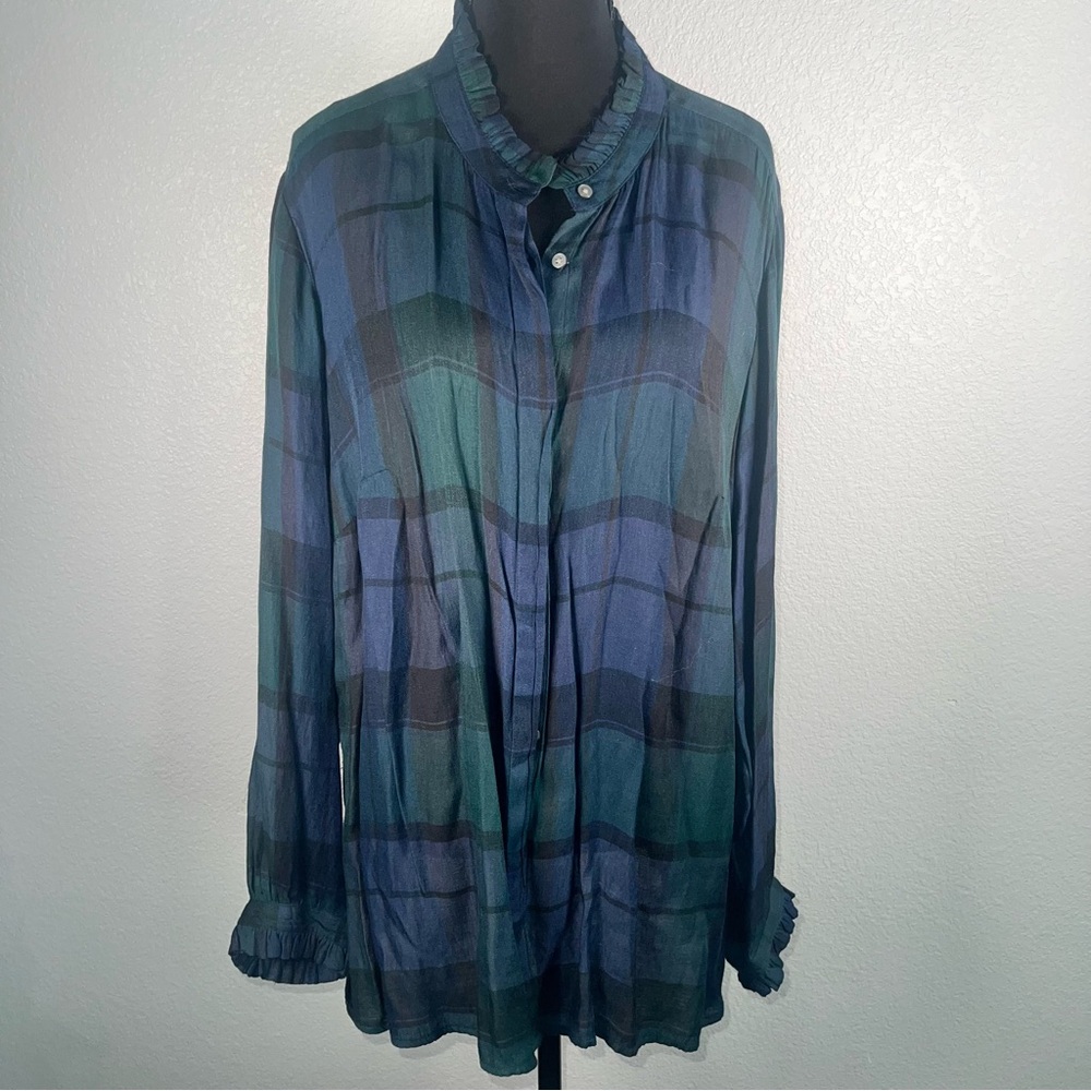 LOFT Plus Women’s Blue and Green Plaid Ruffle Collar Blouse